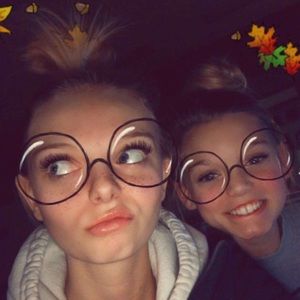 Meet your Posher, Brittney